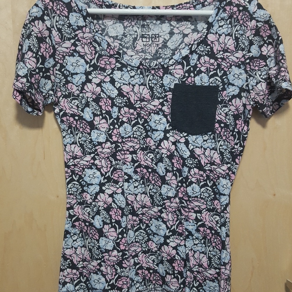 Noelle Flower Pocket Tee